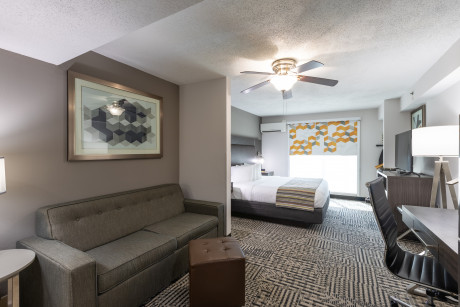 Country Inn & Suites by Radisson Lake Norman Huntersville NC - Guest Room