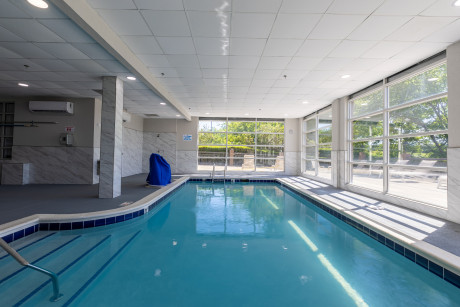Country Inn & Suites by Radisson Lake Norman Huntersville NC - Pool