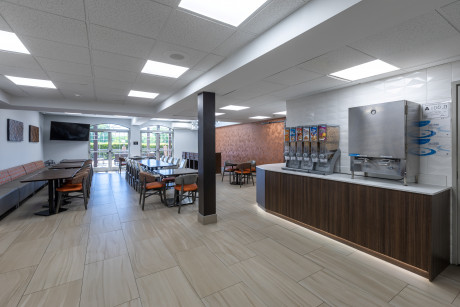 Country Inn & Suites by Radisson Lake Norman Huntersville NC - Breakfast Area